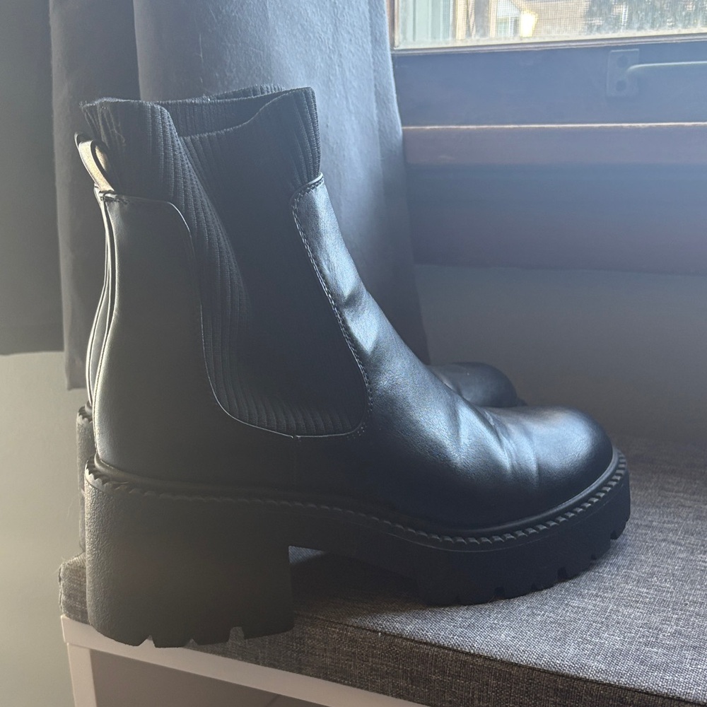 Black Chunky Heel Ankle Boots